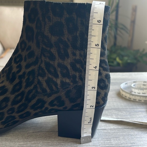 Rag & bone “Rover” Chelsea Leopard Print Suede Booties - Picture 12 of 12